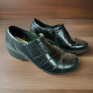 Clarks Collection Women’s Size 8 Wide Black Casual Comfort Shoes Side Zip